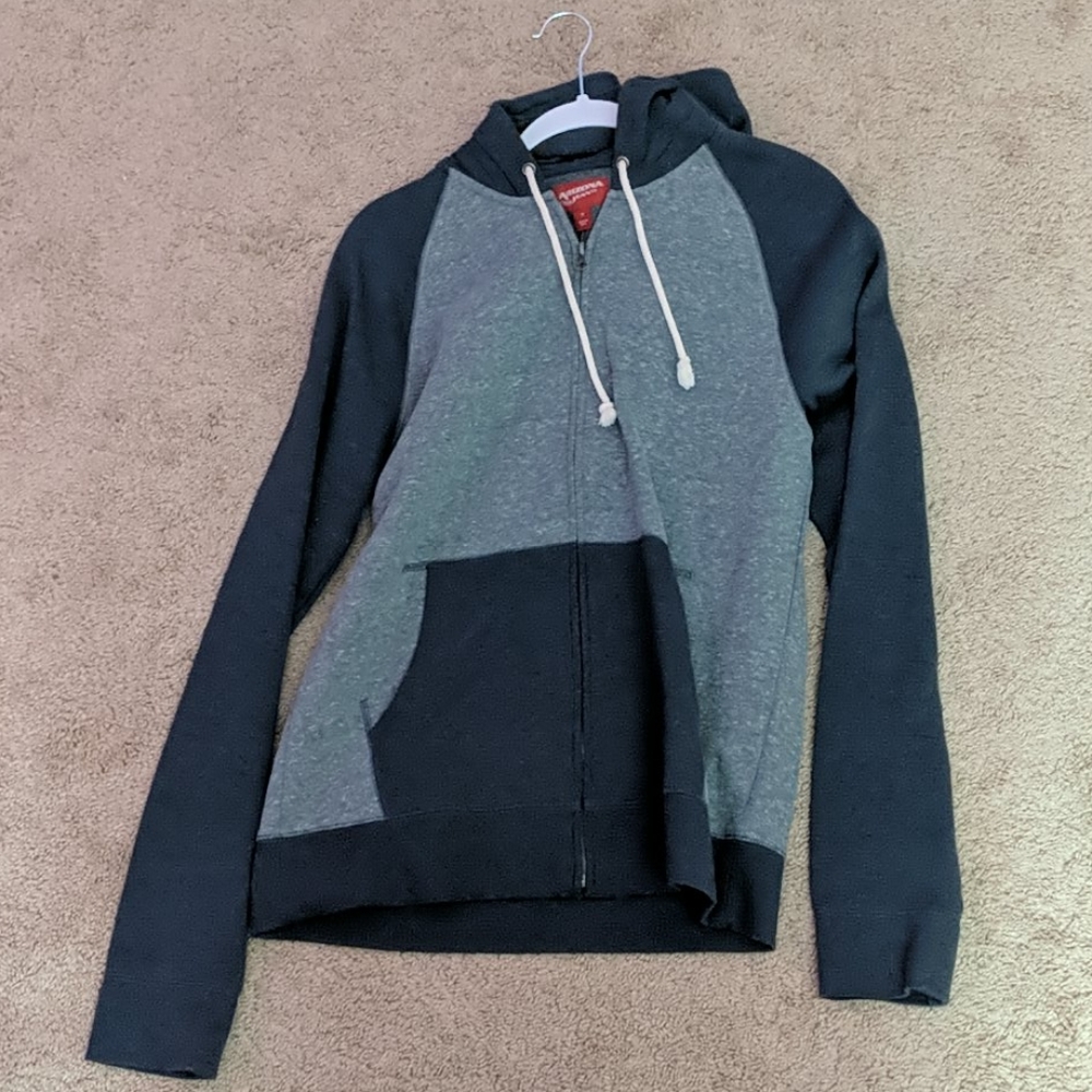 Arizona Jean Co. Zip-up Sweatshirt